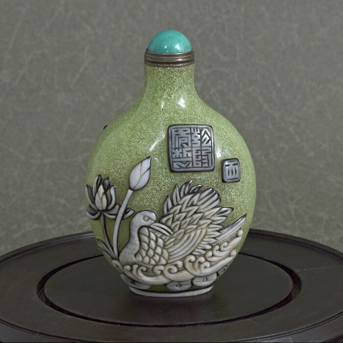 鼻煙壺 乾隆ガラス技法製 香水瓶 蓮の花と魚のデザイン 楽天市場】美麗