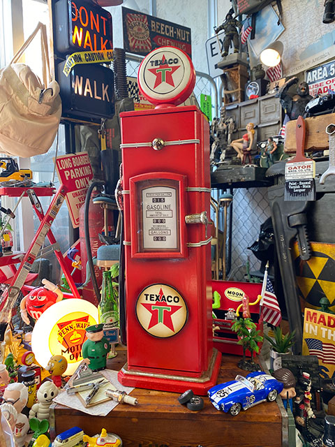 楽天市場】テキサコ ガスポンプ型キャビネット CDタワー アメリカン