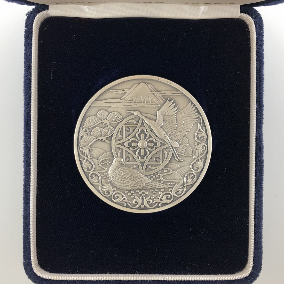 123g 新日本銀行券 純銀メダル123.9g 123g 新日本銀行券 純銀メダル