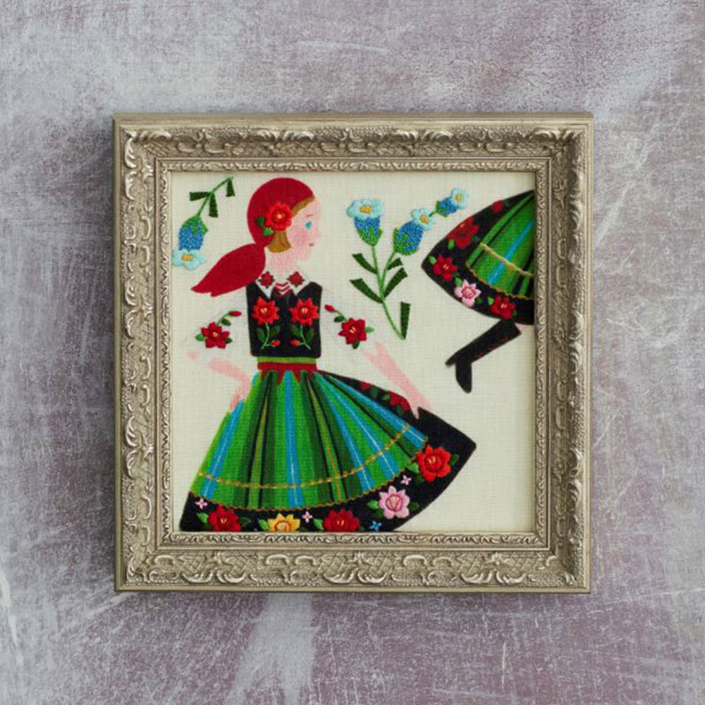 楽天市場】刺繍キット ｜ 柏木リエ さんの民族衣装の刺繍キット