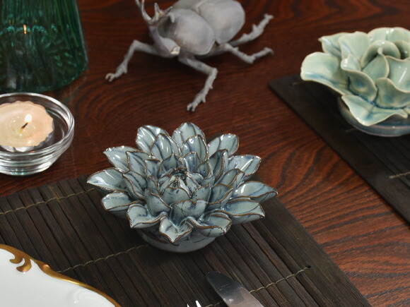 陶器製女性像オブジェ ひまわり付き 陶器製女性像オブジェ ひまわり