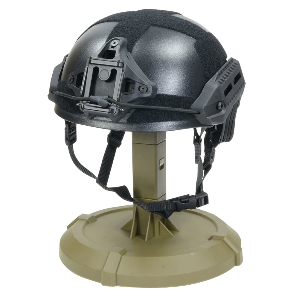 NIJIIIA 防弾ヘルメット&BLACKHAWKプレートキャリア BlackHawk! Low