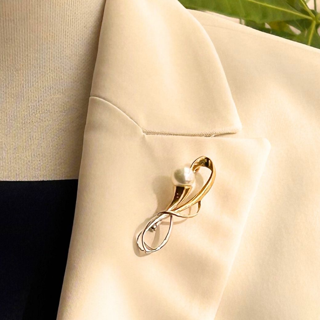 楽天市場】【最短翌日配送】シルバー 白蝶パール ブローチ白蝶真珠本