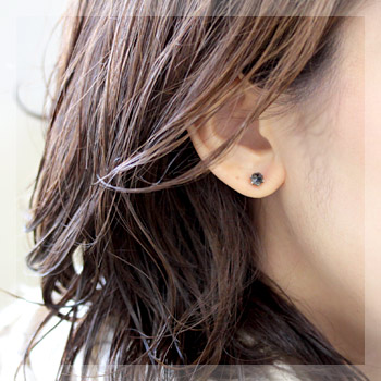 楽天市場】ブラックダイヤモンド ピアス 1.0ct ローズカット プラチナ