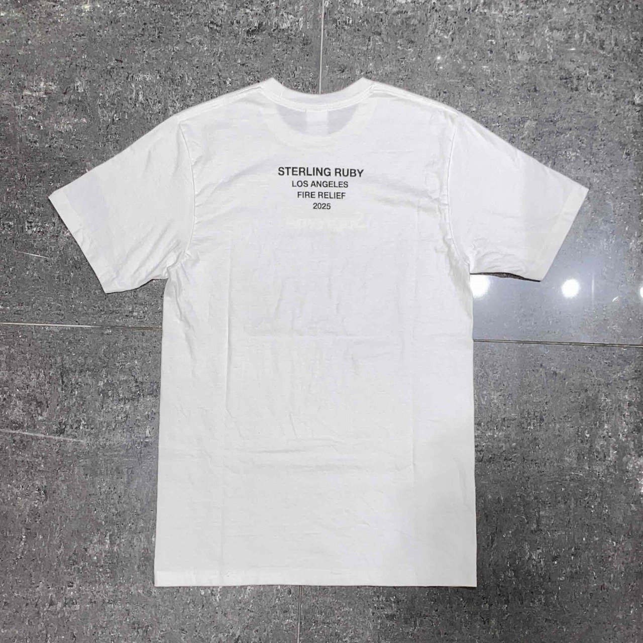 楽天市場】Supreme 25ss LA Fire Relief Box Logo Tee SIZE-S