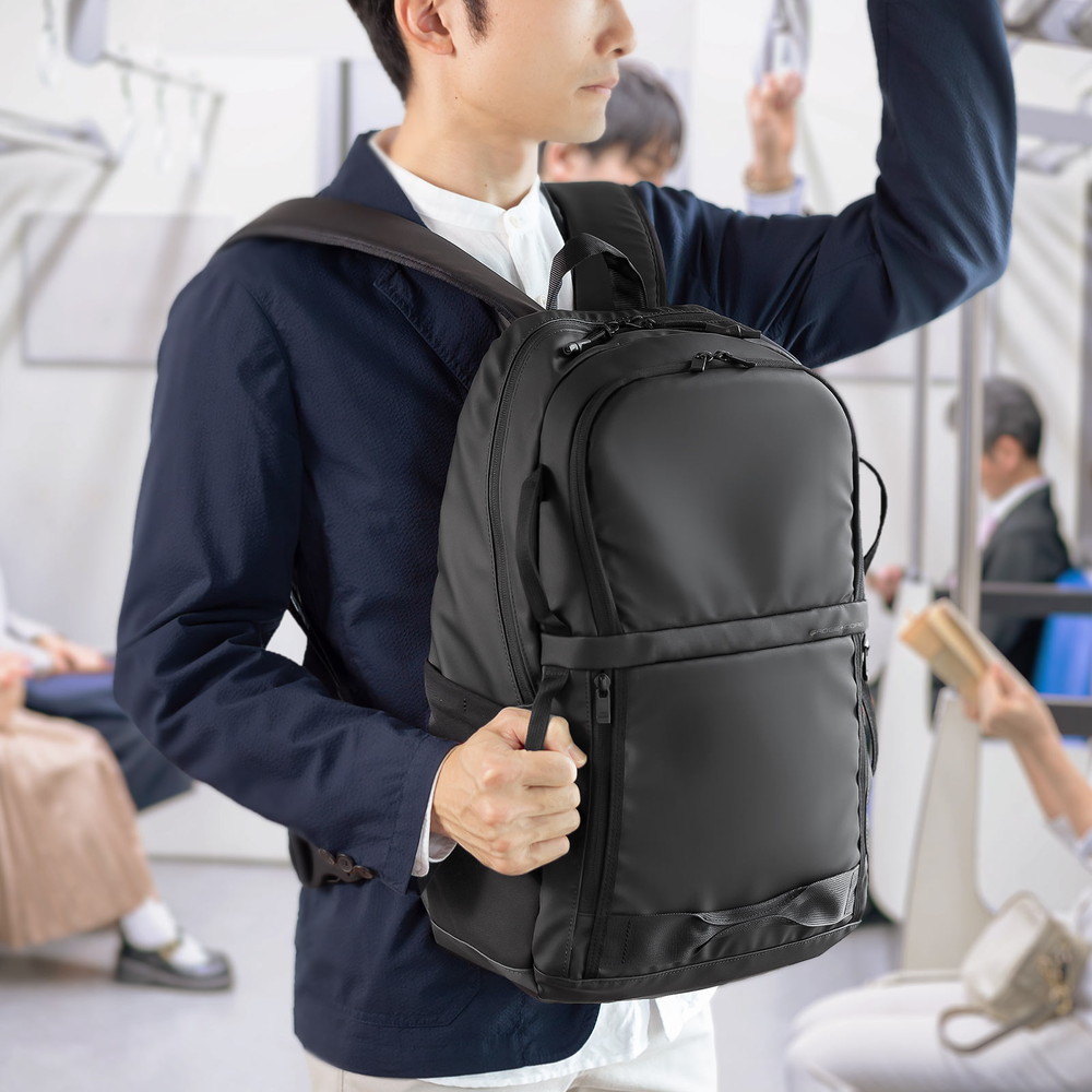 ミリタリーウエストバック2個（ベルト付き）リュックベルト付き