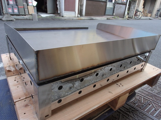 楽天市場】鉄板焼き ガス式 LPG用 OGS-4-750 4方カコイ鉄板焼き器間口