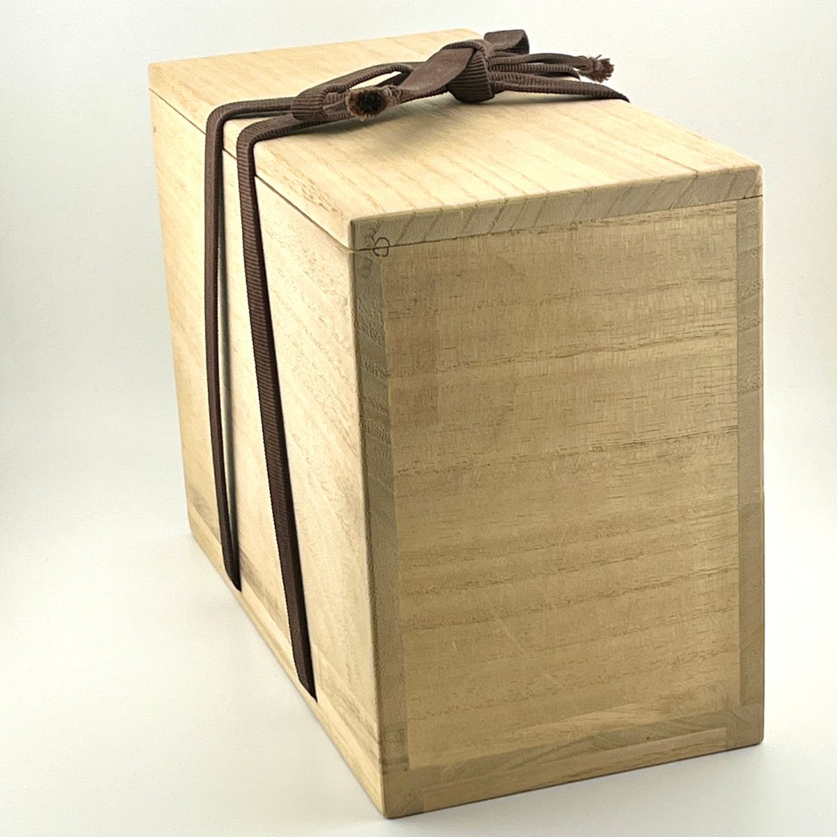 楽天市場】壺屋焼 人間国宝 金城次郎作 魚文抱瓶(箱直筆) やちむん