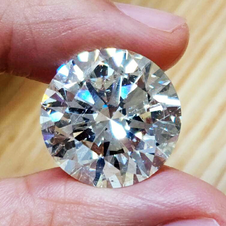 楽天市場】【CGL鑑定書付 】超大粒！ 26.06ct L SI-2 3EX 天然