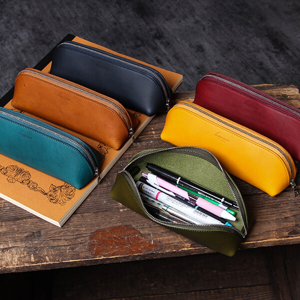 楽天市場】ペンケース 革 大容量 ファスナー付きペンケース 記念品