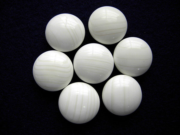 碁石 33号 本蛤 雪印 那智黒 欅 超特大 碁笥 木箱入り プロ使用サイズ