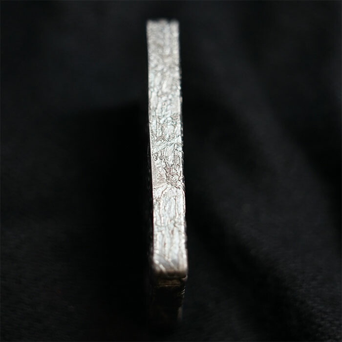 楽天市場】【一点物】 アルタイ隕石 新疆隕石 クレーター 彫り物