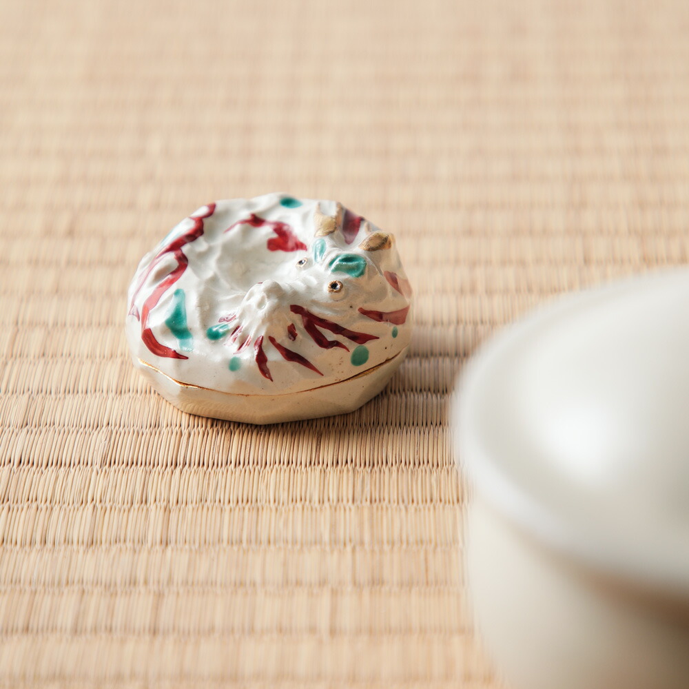 楽天市場】六兵衛窯 辰歳香合 京焼 清水焼 清水六兵衛 お正月飾り 干支