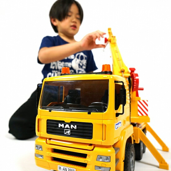 楽天市場】ラッピング可 bruder MAN クレーントラック BR02754 知育