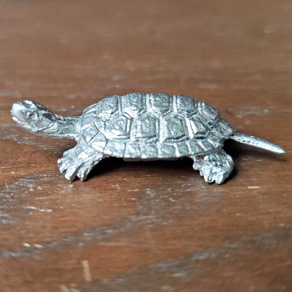 楽天市場】ミニチュア 置物 飾り フィギュア 錫製 亀（かめ）添配 盆栽
