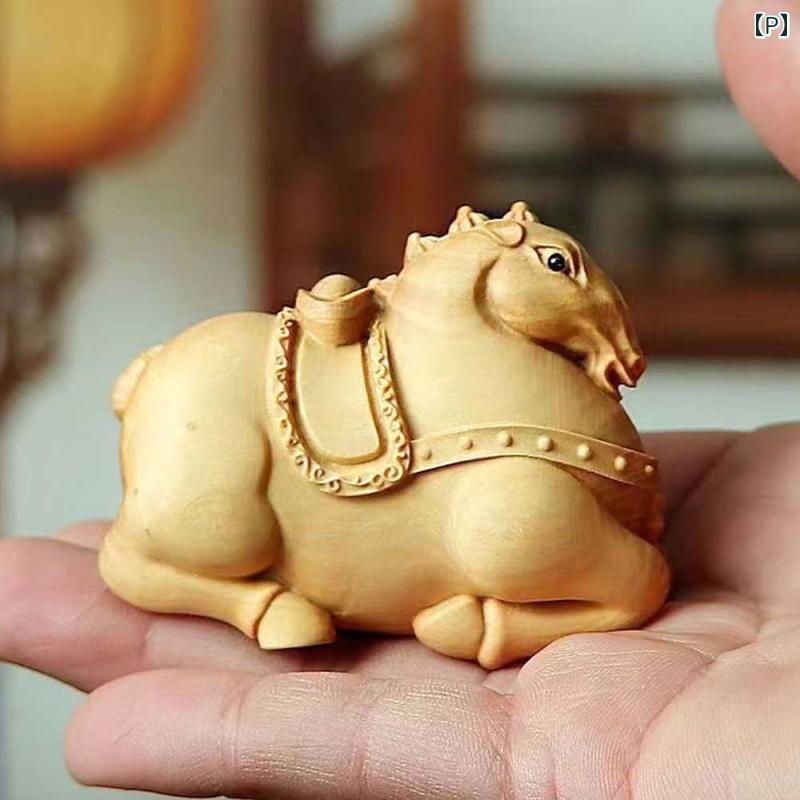 楽天市場】置物 木彫り 馬 無垢材 彫刻 動物 干支 装飾品 熟成 アート