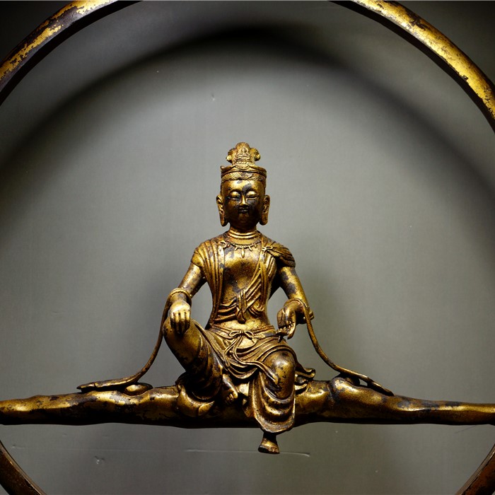 楽天市場】中古 金銅細工 仏教 大迫力 水月観音造像高彫 鎮宅開運置物