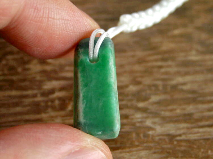 楽天市場】糸魚川翡翠ストラップ S00265真隆 作 : 糸魚川ヒスイの店