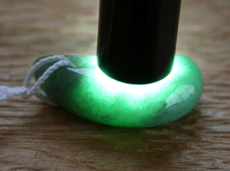 楽天市場】糸魚川翡翠ストラップ S00648元粋 作 : 糸魚川ヒスイの店