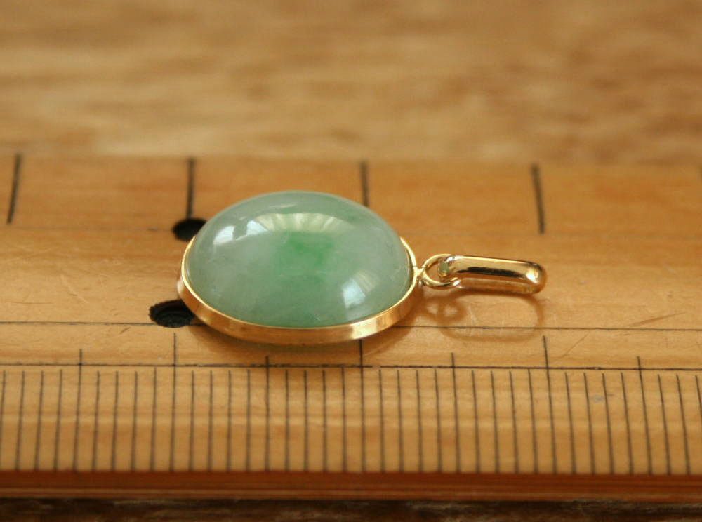 ハンドメイドの糸魚川翡翠のトップ ペンダントトップ 楽天市場】糸魚川