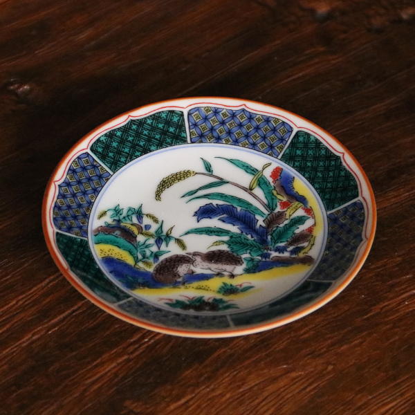 九谷 若杉窯 白抜き唐草 花紋 色絵 小皿 5枚 70916 九谷 若杉窯 白抜き