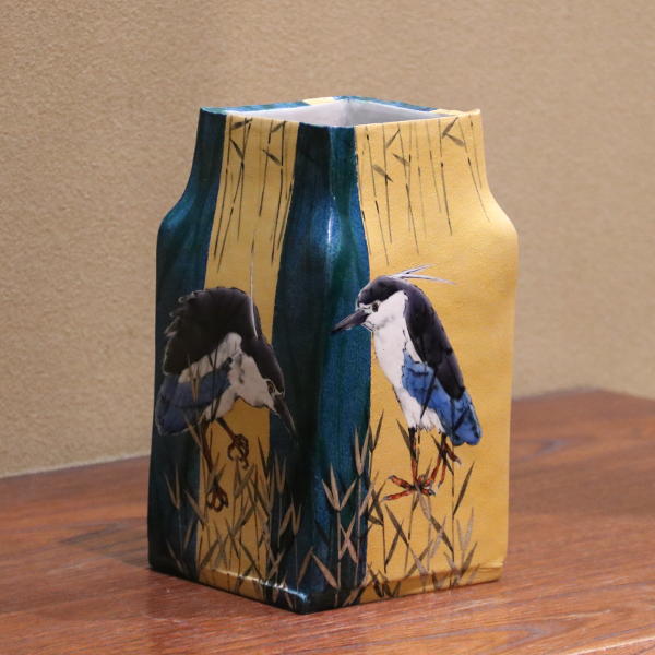 壺 九谷桃仙 台付き 壺 九谷桃仙 台付き 壺 九谷桃仙 台付き 壺 九谷桃