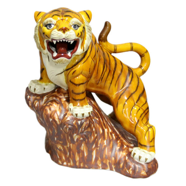 楽天市場】糠川清章 九谷焼干支置物 15号岩上寅 : 九谷陶芸 北山堂