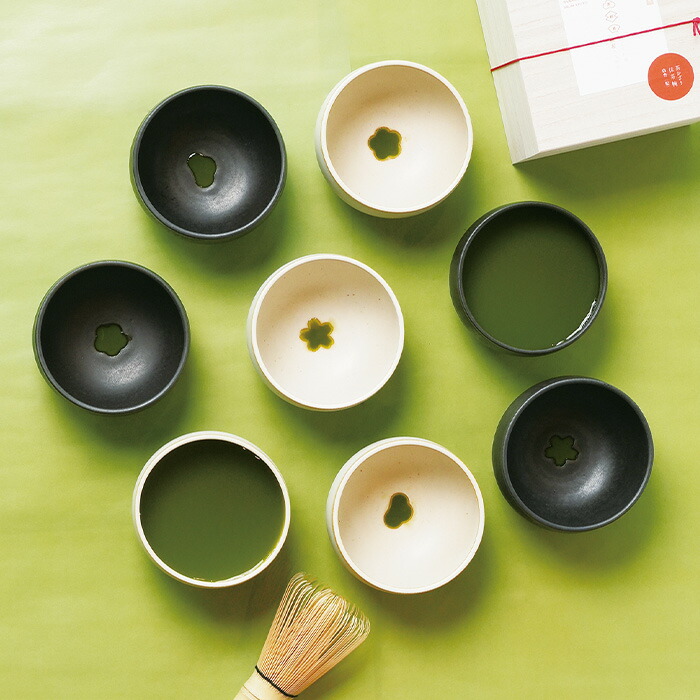楽天市場】茶道具 抹茶茶碗 清水焼 陶謙窯 茶かざり抹茶碗 黒 [ 松