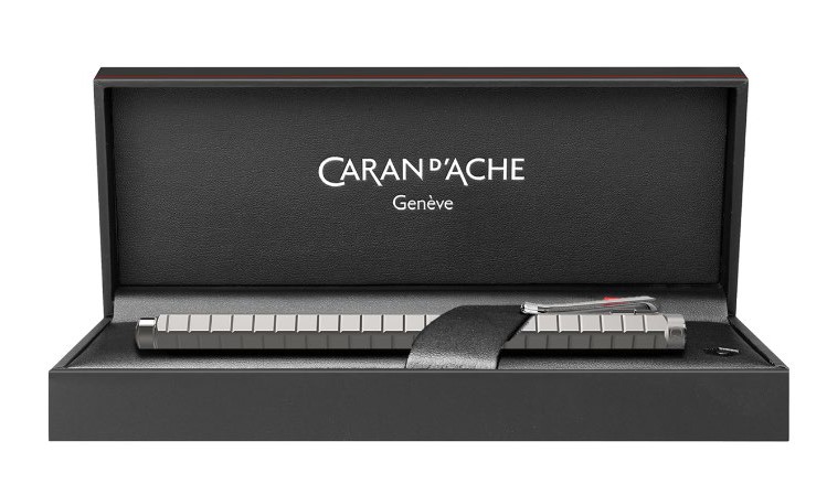 楽天市場】CARAN D'ACHE Ecridor カランダッシュ メカニカルペンシル