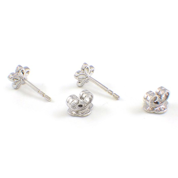 グラフ ワイルドフラワープティパヴェダイヤモンドスタッドイヤリング