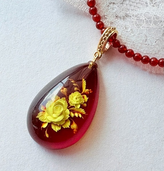 楽天市場】【還暦祝い 女性】【琥珀 ネックレス】インタリオ 赤琥珀