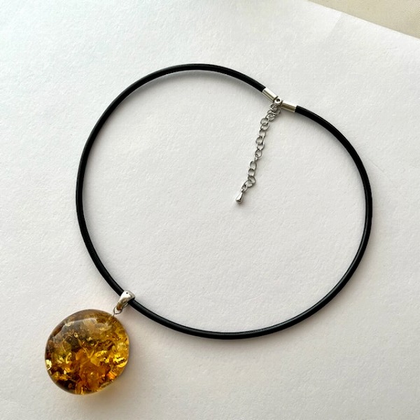 楽天市場】【天然琥珀）【琥珀 ペンダント】ネックレス バルティック