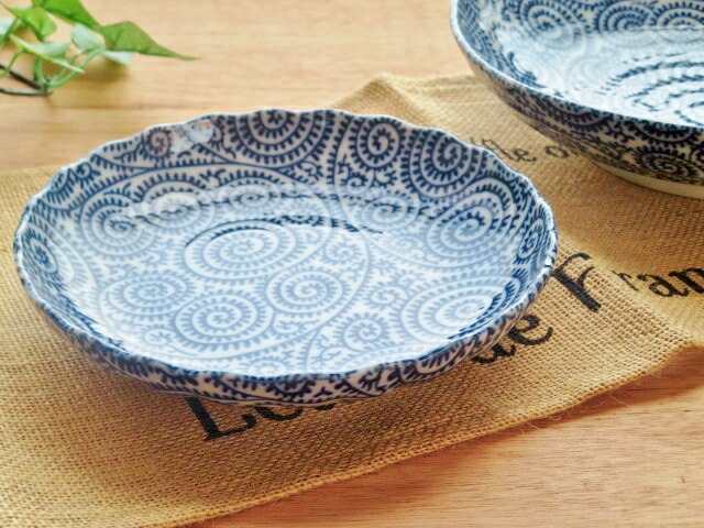 楽天市場】古染 タコ唐草 菊型 中皿 16.5cm 【 美濃焼 和食器 5寸