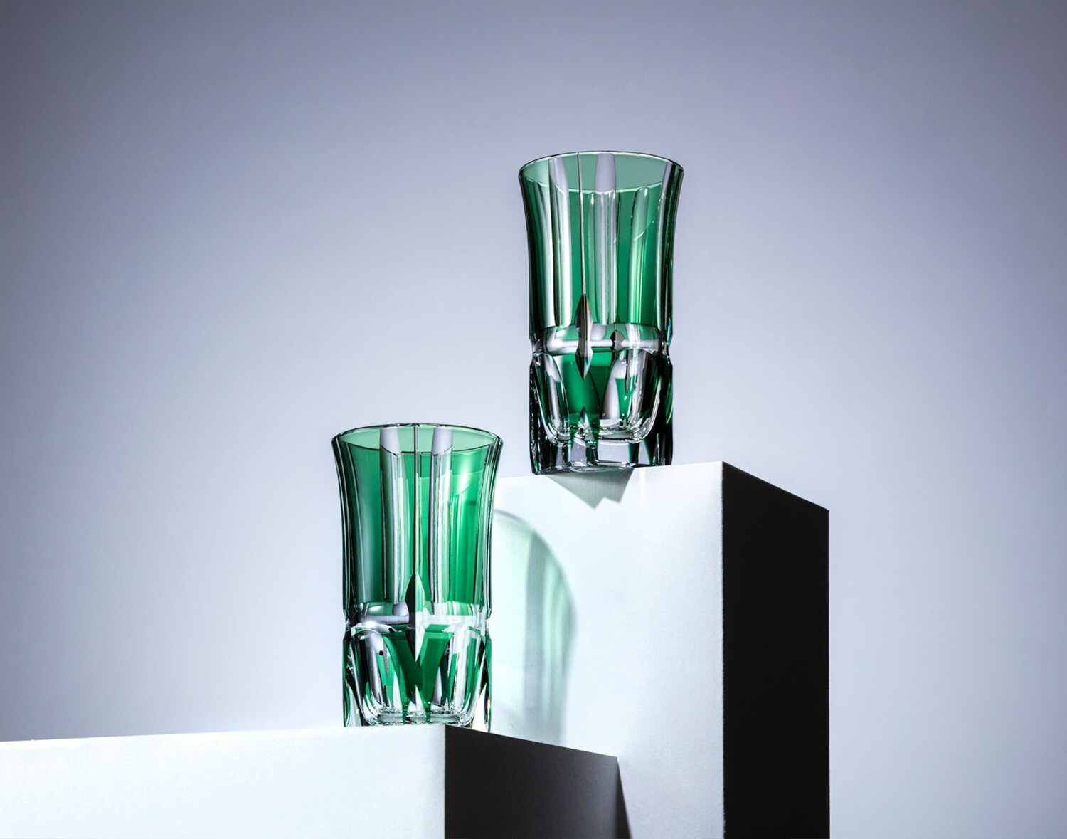 カガミクリスタル 江戸切子 フルートシャンパングラス 緑 Kagami刻印有