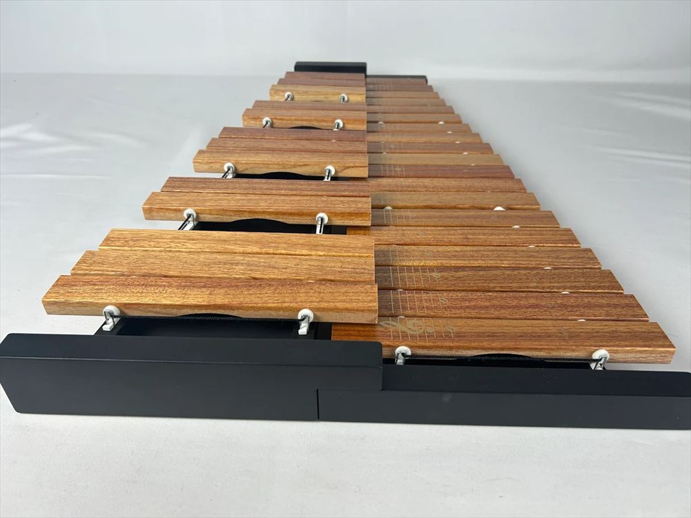 楽天市場】木琴 子供 32音 卓上木琴 ゼンオン シロフォン ZX32BK バチ