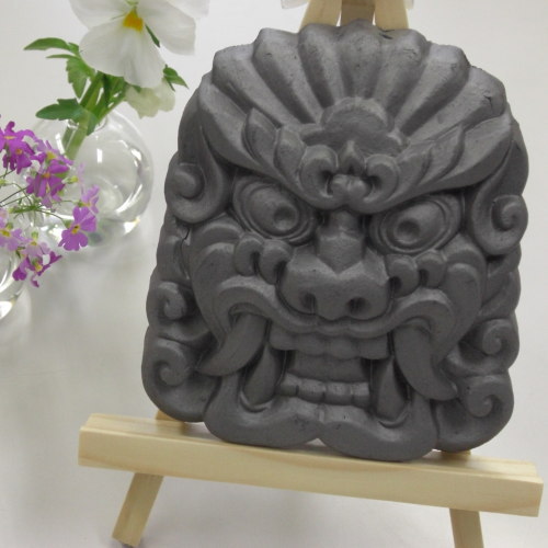 ☆重厚感のある鬼瓦 古き良き日本家屋 魔除け 厄除け 昭和当時物