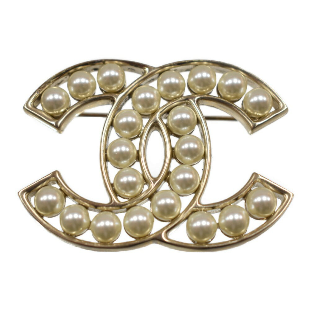 CHANELパールブローチ