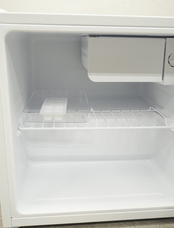 動作保証あり】YAMADA ヤマダ 2022年 YRZ-C05H1 46L 1ドア 冷蔵庫