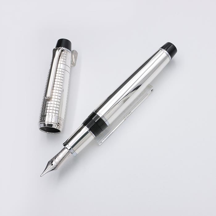 モンテグラッパ 限定万年筆 スターリングシルバー ペン先 セーラー21K