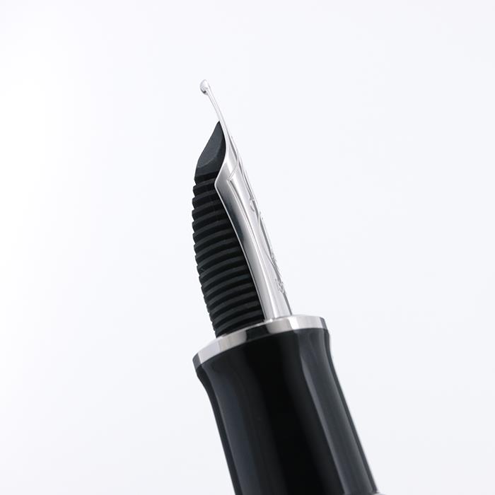 楽天市場】Pelikan ペリカン 万年筆 スーベレーン M805 ヴァイブラント