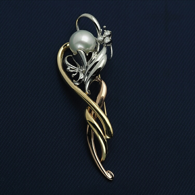 う*ん様 K18 南洋真珠 ブローチ 1983年製