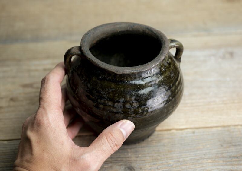 楽天市場】骨董○古唐津 / 黒唐津耳付壺○ | 江戸前期-17世紀頃 | 陶器