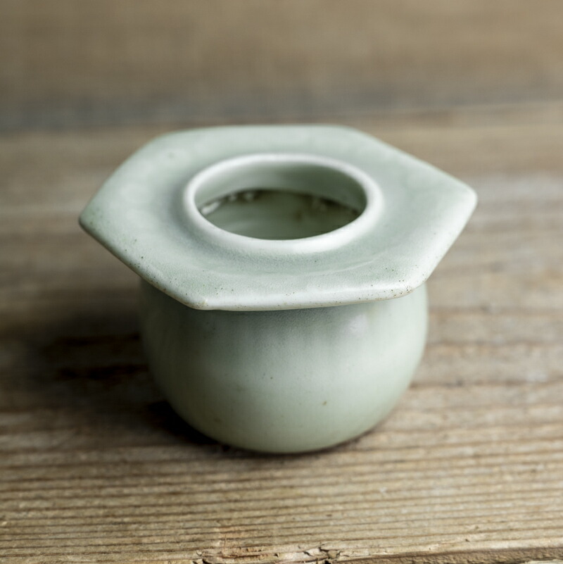 杯台□古い時代物青磁盃台 砂高台 酒器 ぐい呑み台 古玩 唐物 中国 古