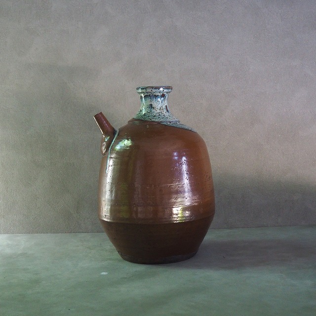 楽天市場】注口壺 水瓶 大徳利 水注 壺0242大正時代 銚子 酒器骨董