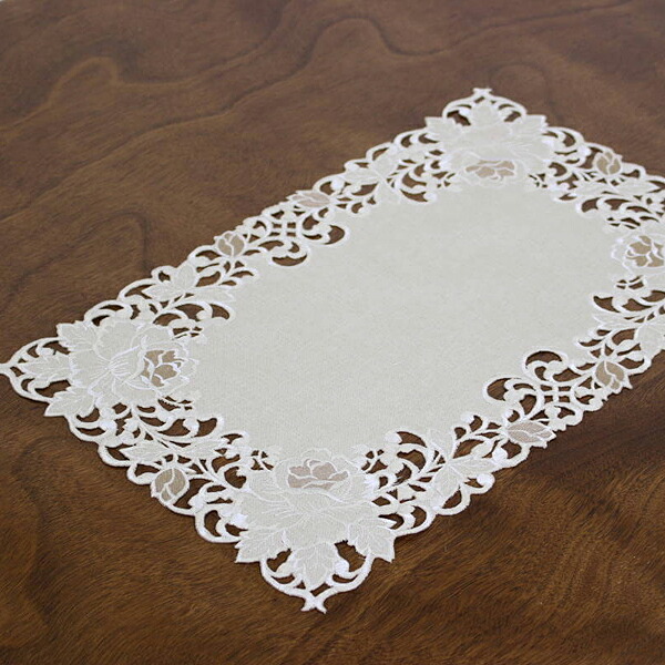 アンティーク アペンツェル小花刺繍 十字架&生物モザイクレース 精緻な