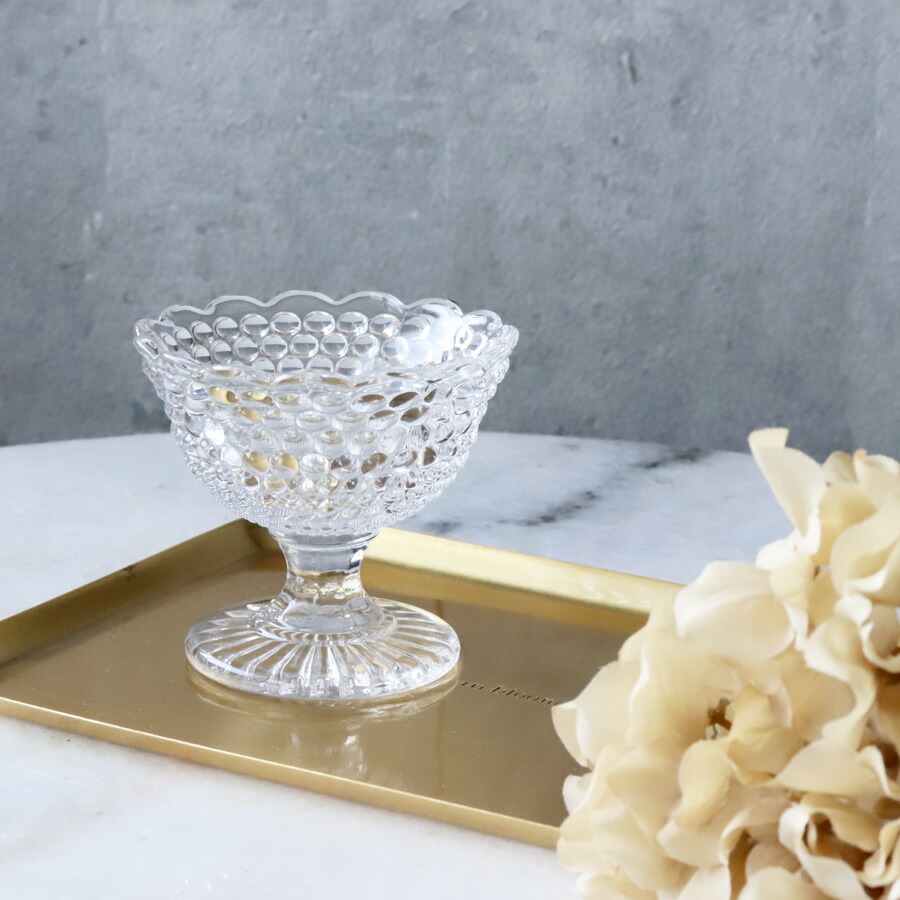 骨董 時代 2色バイカラーフリル 乳白色ガラス 水色 脚付コンポート