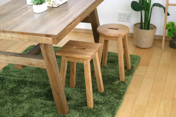 あるうぇんページです！！ 天然木の丸椅子(ナチュラル)✖️2脚 楽天