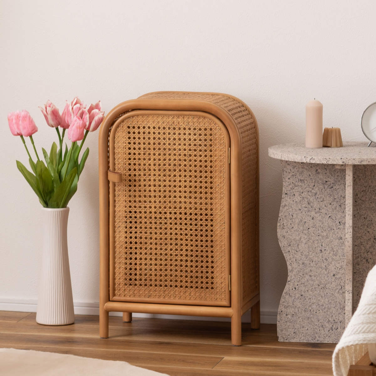 mumbeatiful0 木製キャビネット ラタン風扉付き ラタンキャビネット — nmo