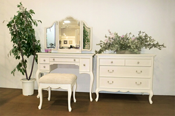 楽天市場】ドレッサー 三面鏡 スツール付 クラシック調 猫脚 フルール