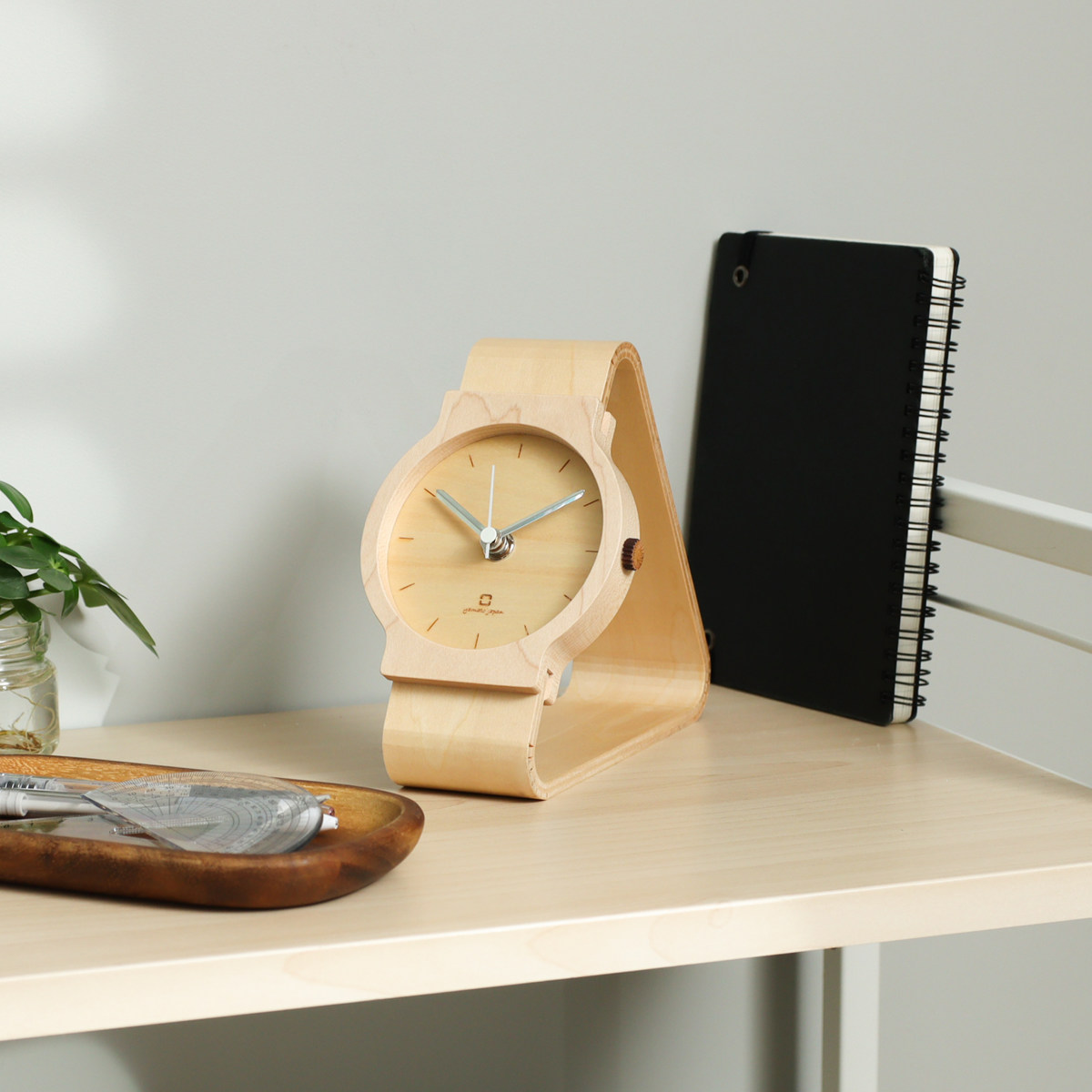 楽天市場】置き時計 腕時計風 木製 天然木 ヤマト工芸 北欧 北欧風